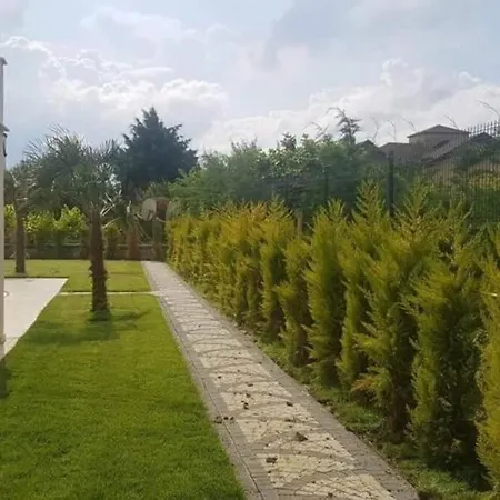 Villa Magnificient White Villa! Private Pool And Garden! Professional Team! Büyükçekmece