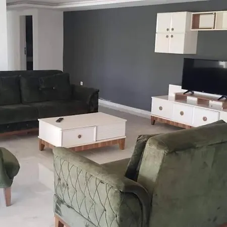Villa Magnificient White Villa! Private Pool And Garden! Professional Team! Büyükçekmece