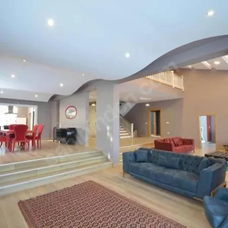 Magnificient White Villa! Private Pool And Garden! Professional Team! *